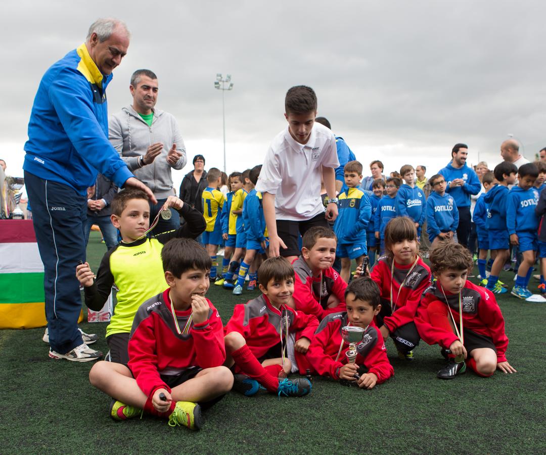 El fútbol base se desata