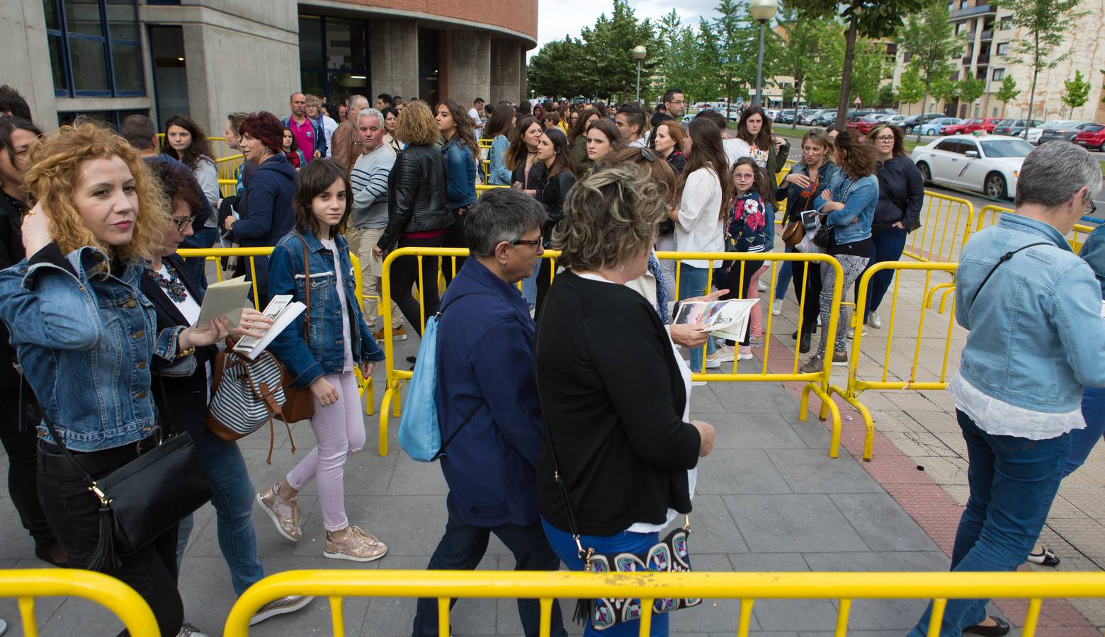 Melendi entusiasma a sus fans