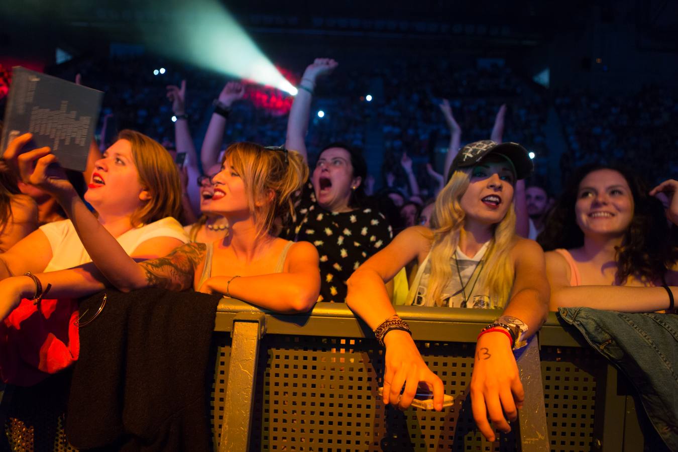 Melendi entusiasma a sus fans