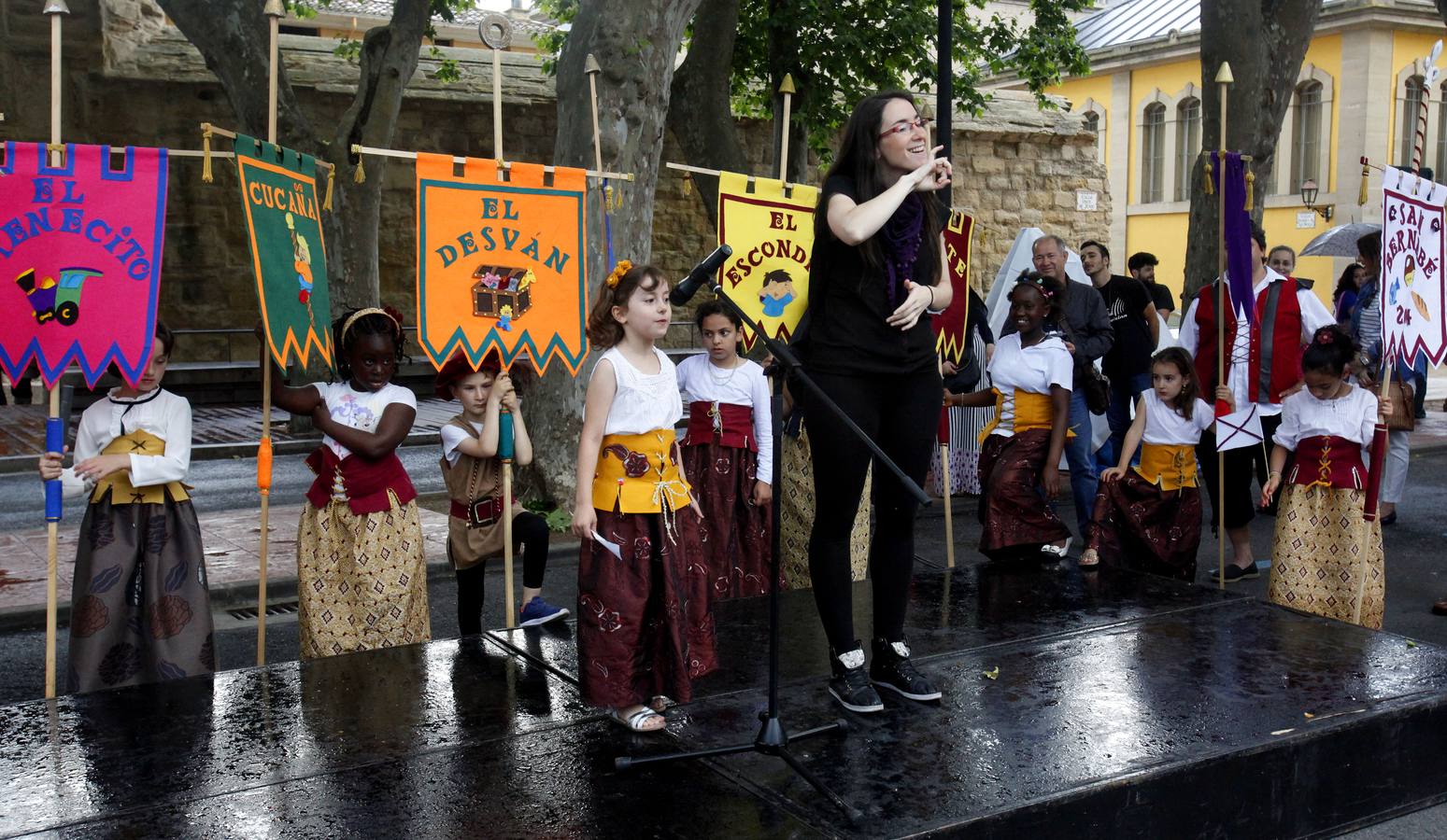 Los niños de las ludotecas municipales ofrecen el pregón de San Bernabé