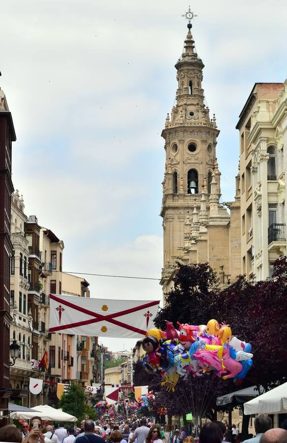 San Bernabé se vive en las calles