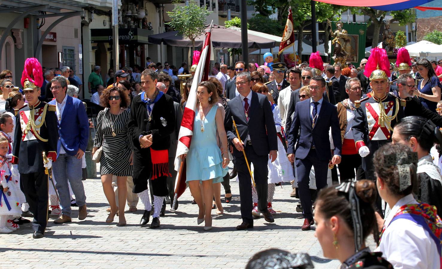 San Bernabé 2017: banderazos, misa y procesión