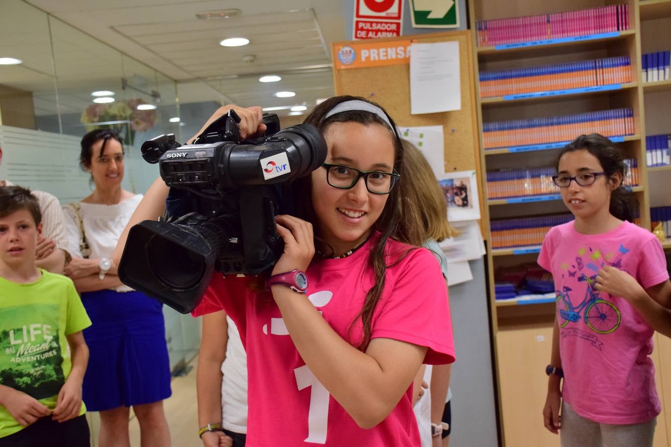 Alumnos del Colegio Siete Infantes de Lara visitan la multimedia de Diario LA RIOJA