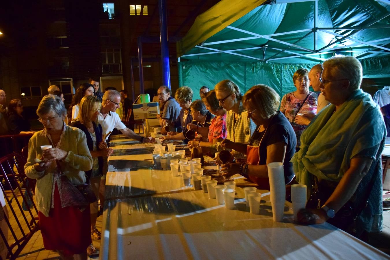 Los Tilos celebra San Juan con una hoguera