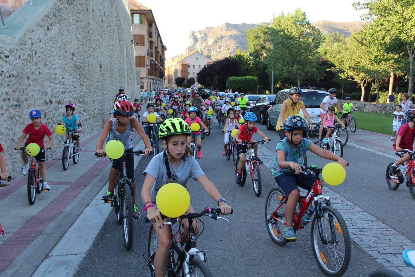 Mayores y pequeños, familias y amigos quisieron disfrutar de esta actividad este jueves