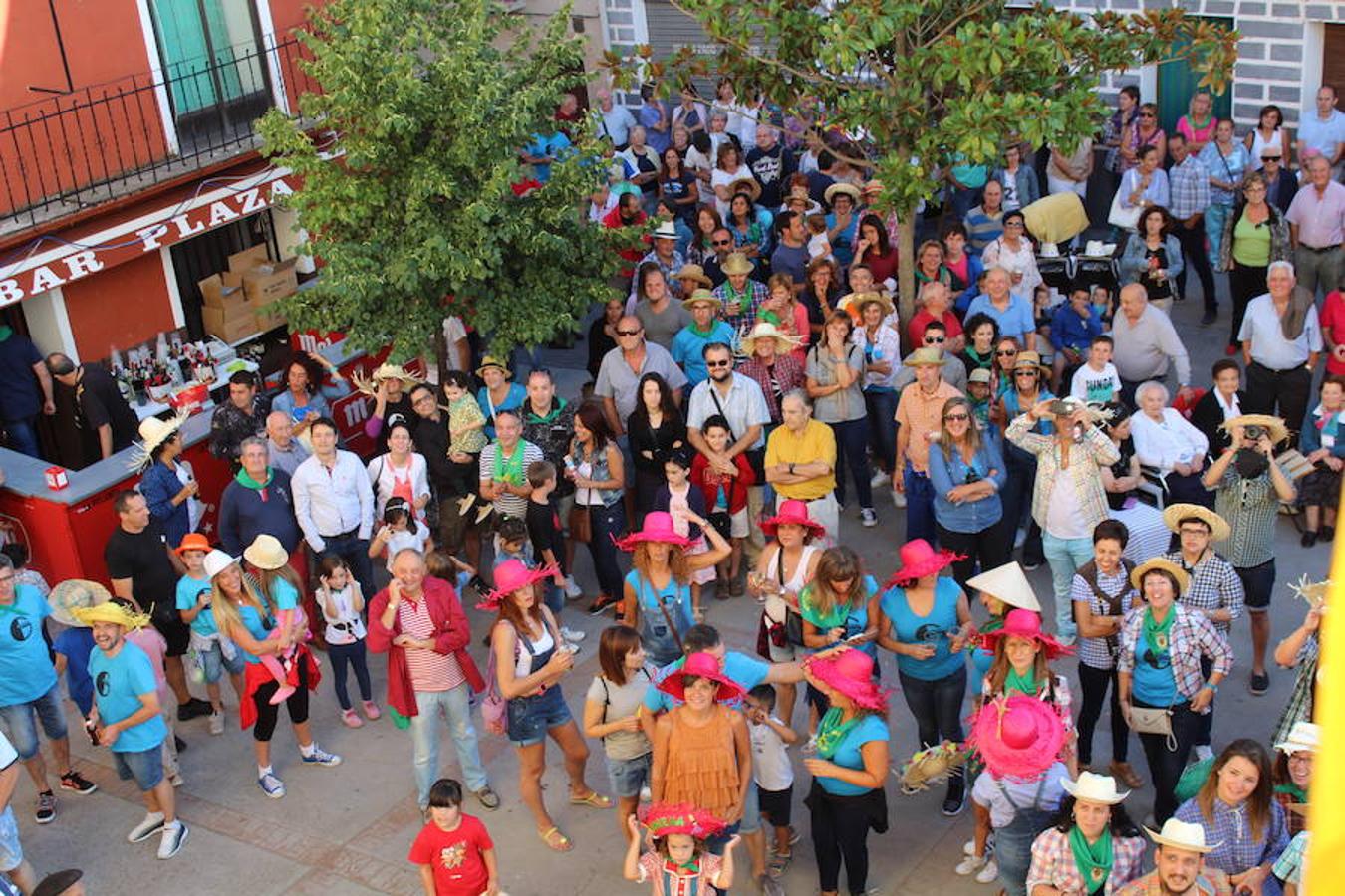 Galilea celebra las fiestas de San Roque y tras el chupinazo y el trago de zurracapote inician unas celebraciones muy participativas que se van a dilatar hasta el miércoles