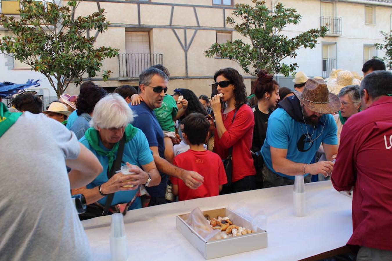 Galilea celebra las fiestas de San Roque y tras el chupinazo y el trago de zurracapote inician unas celebraciones muy participativas que se van a dilatar hasta el miércoles