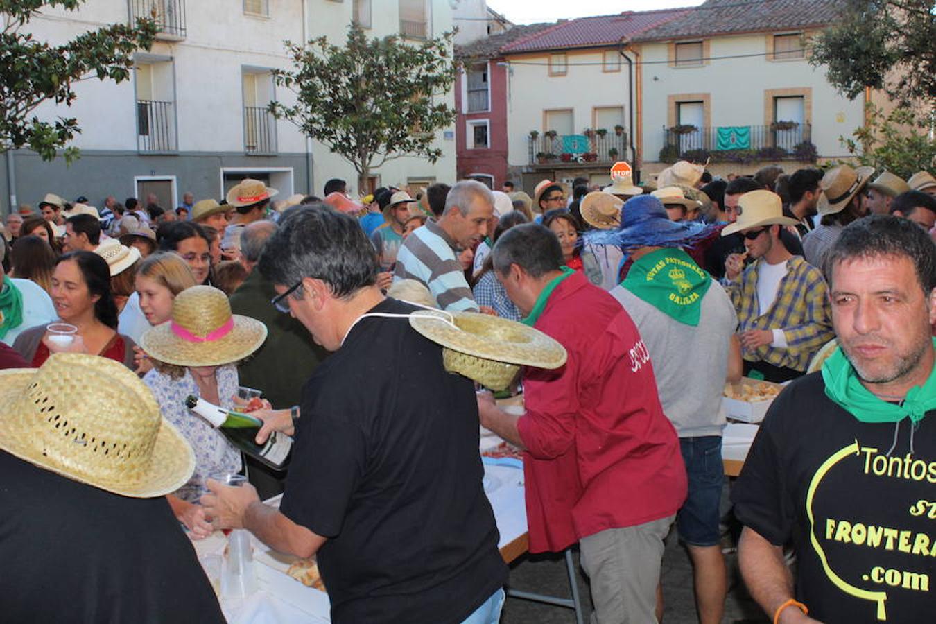 Galilea celebra las fiestas de San Roque y tras el chupinazo y el trago de zurracapote inician unas celebraciones muy participativas que se van a dilatar hasta el miércoles