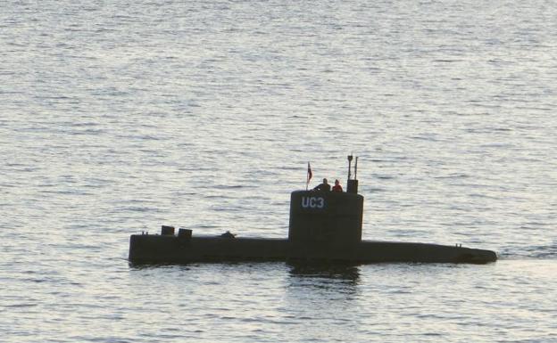 Imagen principal - Arriba, el submarino 'UC3 Nautilus'. Abajo izquierda, el dueño de la embarcación. Abajo derecha, la periodista desaparecida.