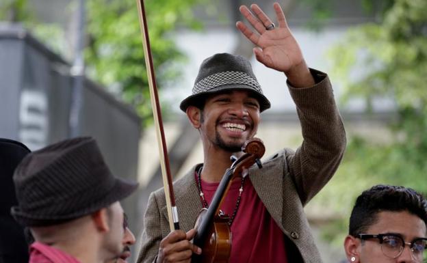 Liberado Wuilly Arteaga, el violinista de las protestas en Venezuela