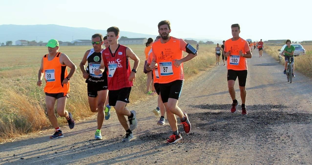 Fernando Nogales vence el X Cross Laguna de Hervías