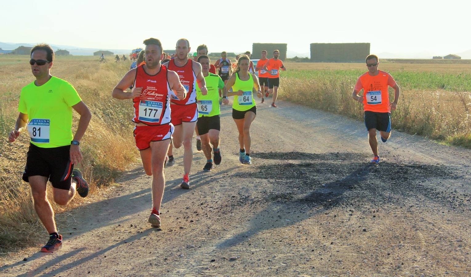 Fernando Nogales vence el X Cross Laguna de Hervías