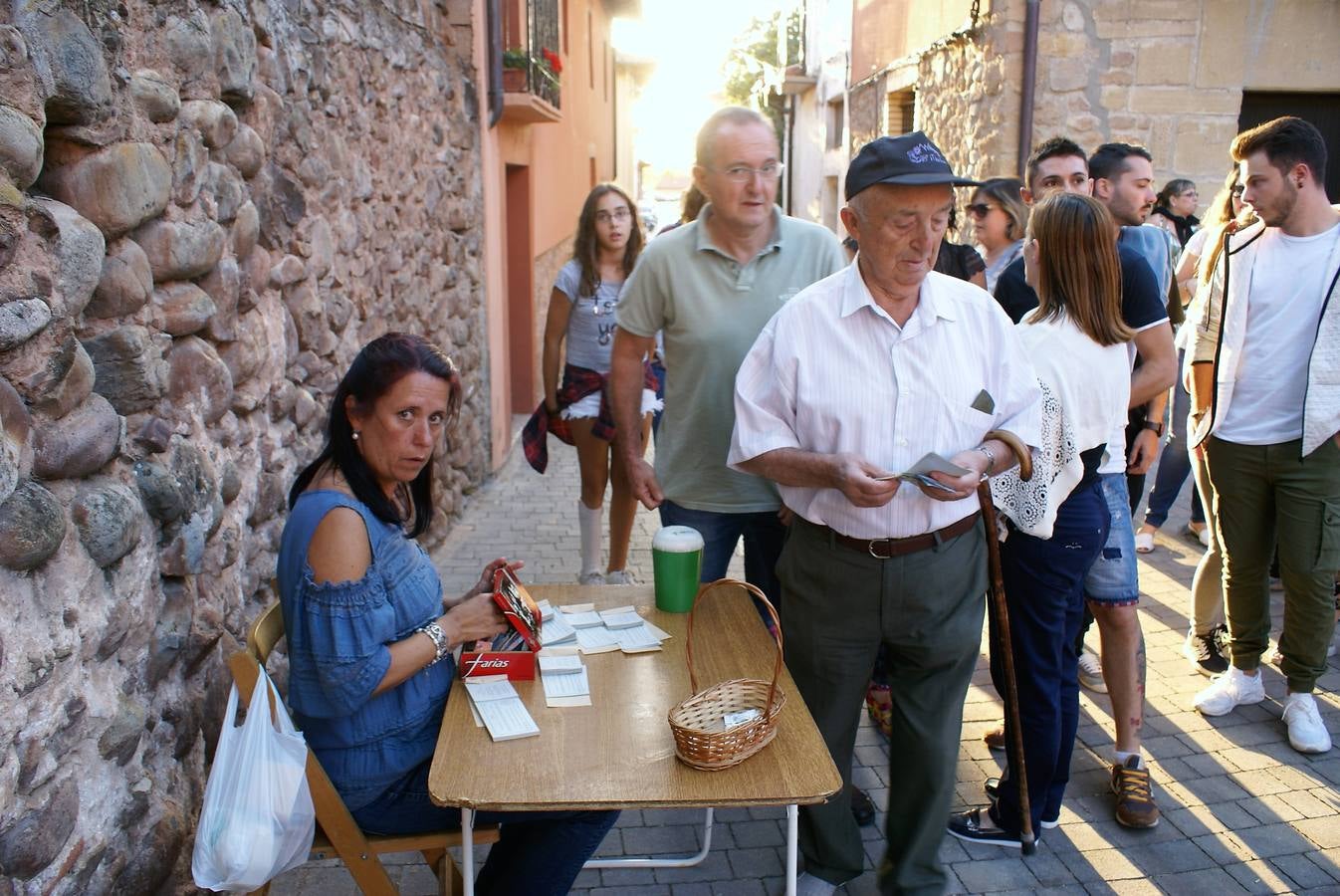 Ledesma de la Cogolla repartió 2.200 raciones en su 21ª edición del Festival de la oreja rebozada y vino de Rioja.