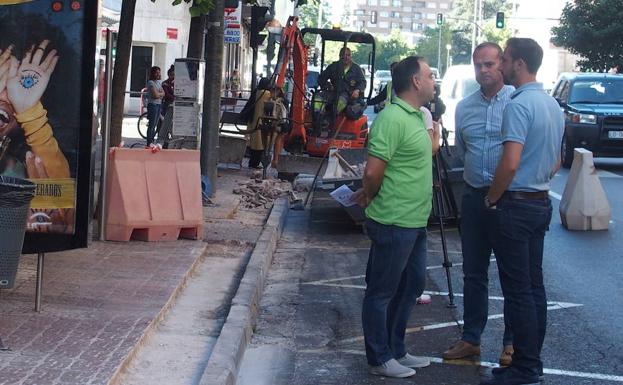 Obras en la parada de Vara de Rey con Huesca. 