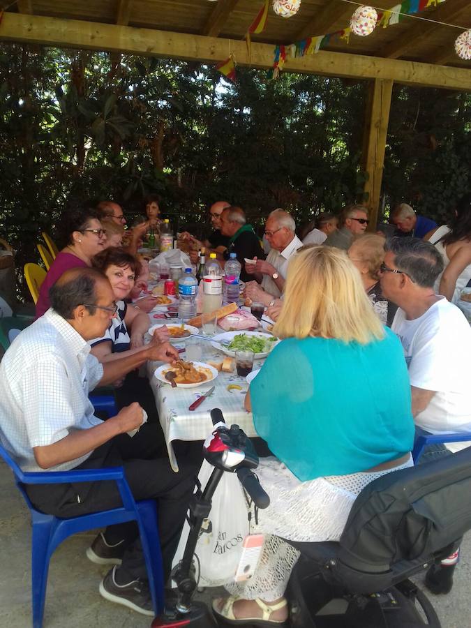 La localidad riojana comenzó sus fiestas en honor a la Virgen de Atisca con un programa muy variado