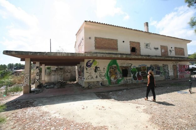 Antigua casa que
ocupó la celúla yihadista en
Cambrils. :: Jaume Sellart