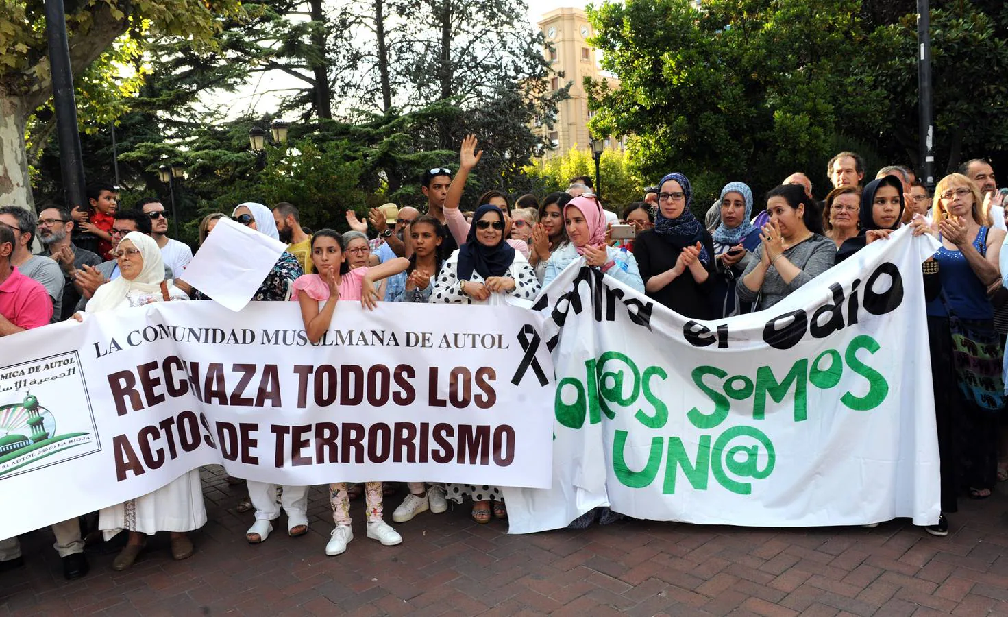 Musulmanes riojanos muestran su rechazo a los atentados de Barcelona y Cambrils