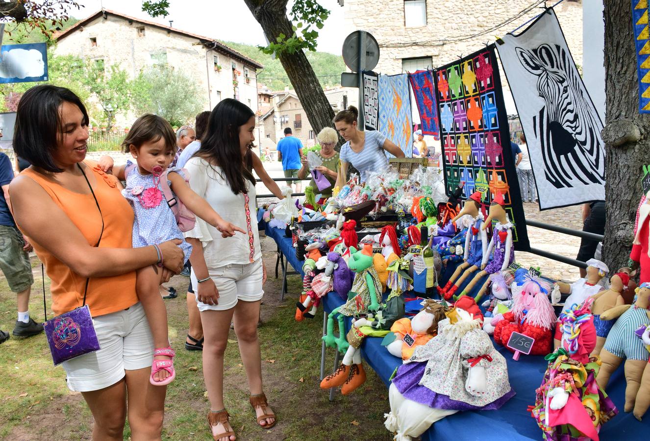 Los tapices vuelven a decorar la localidad camerana