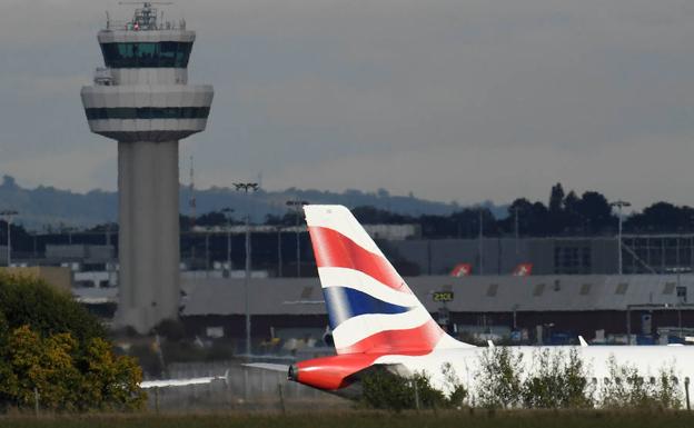 Aeropuerto de Gatwick, desde donde partió Michael Randall.