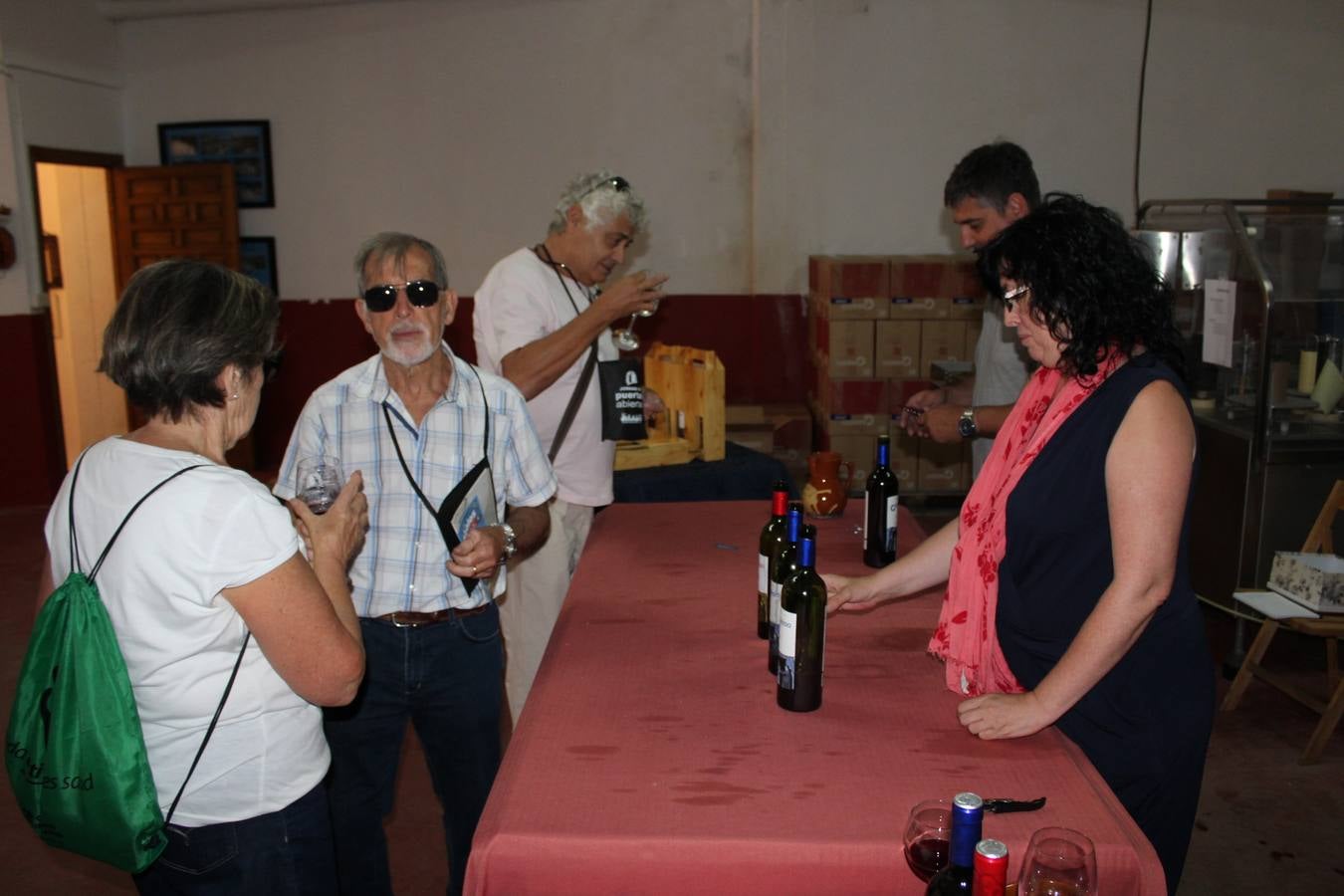 Se visitaron 11 bodegas y el proyecto EnverArte