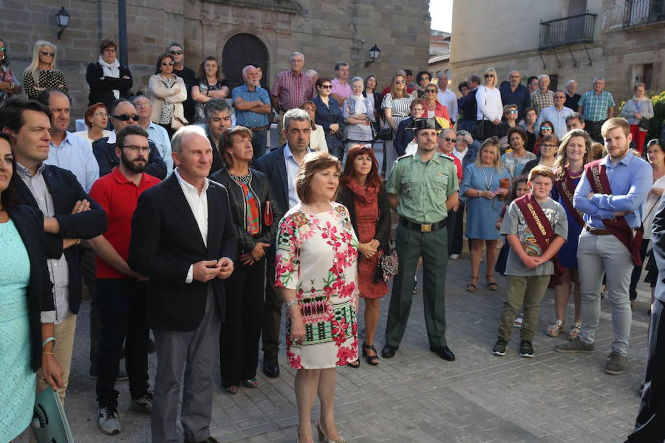 El presidente del Gobierno de La Rioja, José Ignacio Ceniceros ha participado esta maána en la inauguración del nuevo edificio que alberga el Ayuntamiento de Alberite ubicado en la Plaza José María Trevijano