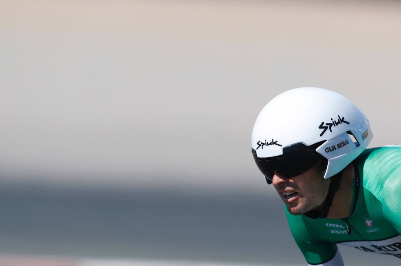 El líder de la Vuelta Ciclista a España ha consolidado su liderato con el triunfo en la contrarreloj que ha acabado en Logroño