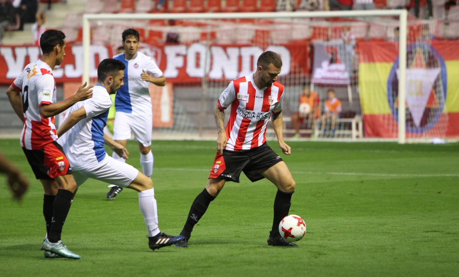 La UD Logroñés gana y alcanza la tercera ronda.