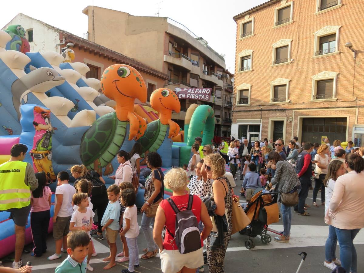 Imágenes de las vaquillas y de la procesión de las fiestas de Alfaro.