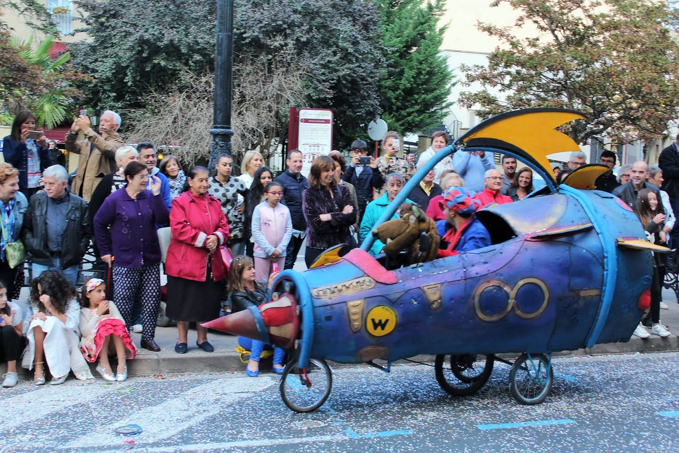 Día de carrozas en Haro