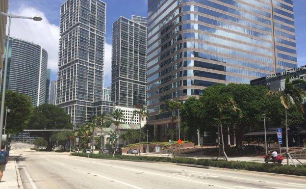 Las calles de Miami están totalmente vacías estos días. :: .