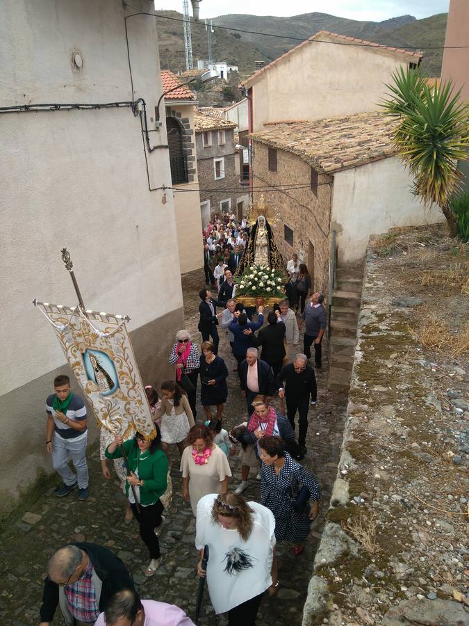 Imágenes de la procesión que se celebró en Cornago en honor a la Virgen de la Soledad.