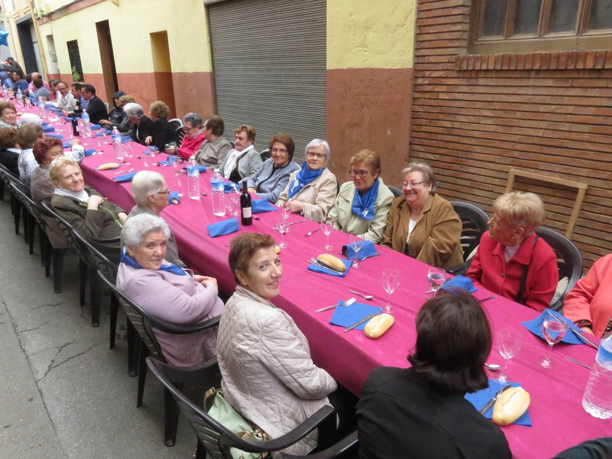 Los alfareños despidieron las fiestas del Burgo con una comida popular, entre otros actos.