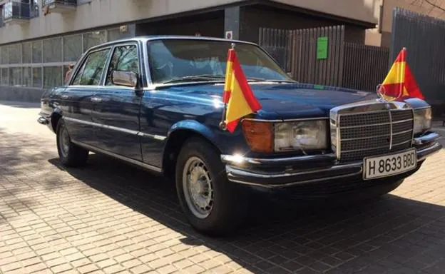 Subastado por casi 40.000 euros el Mercedes blindado del Rey Juan Carlos