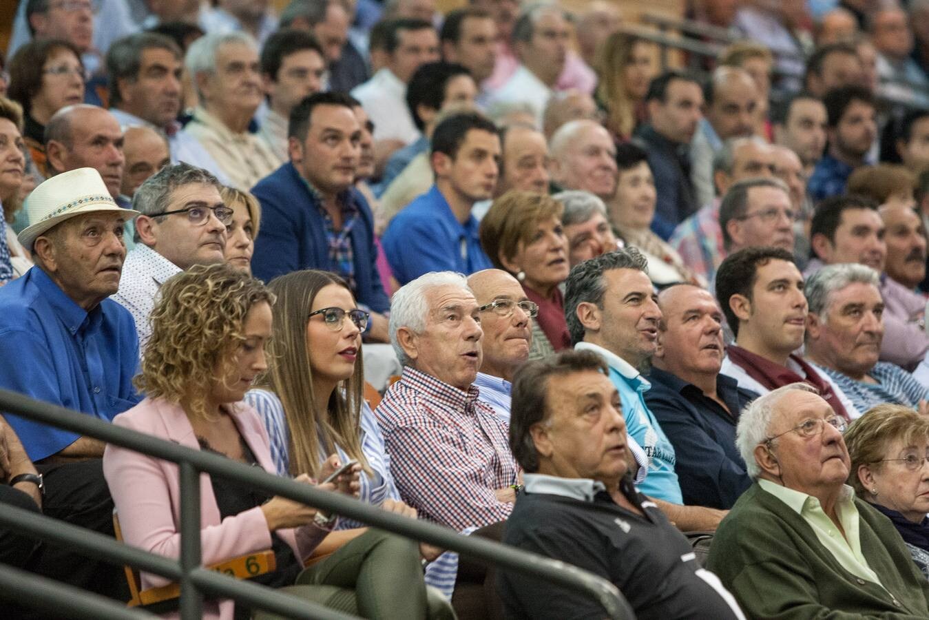 Víctor y Rezusta logran el primer punto de la feria a costa del hundimiento de Bengoetxea VI y Merino II