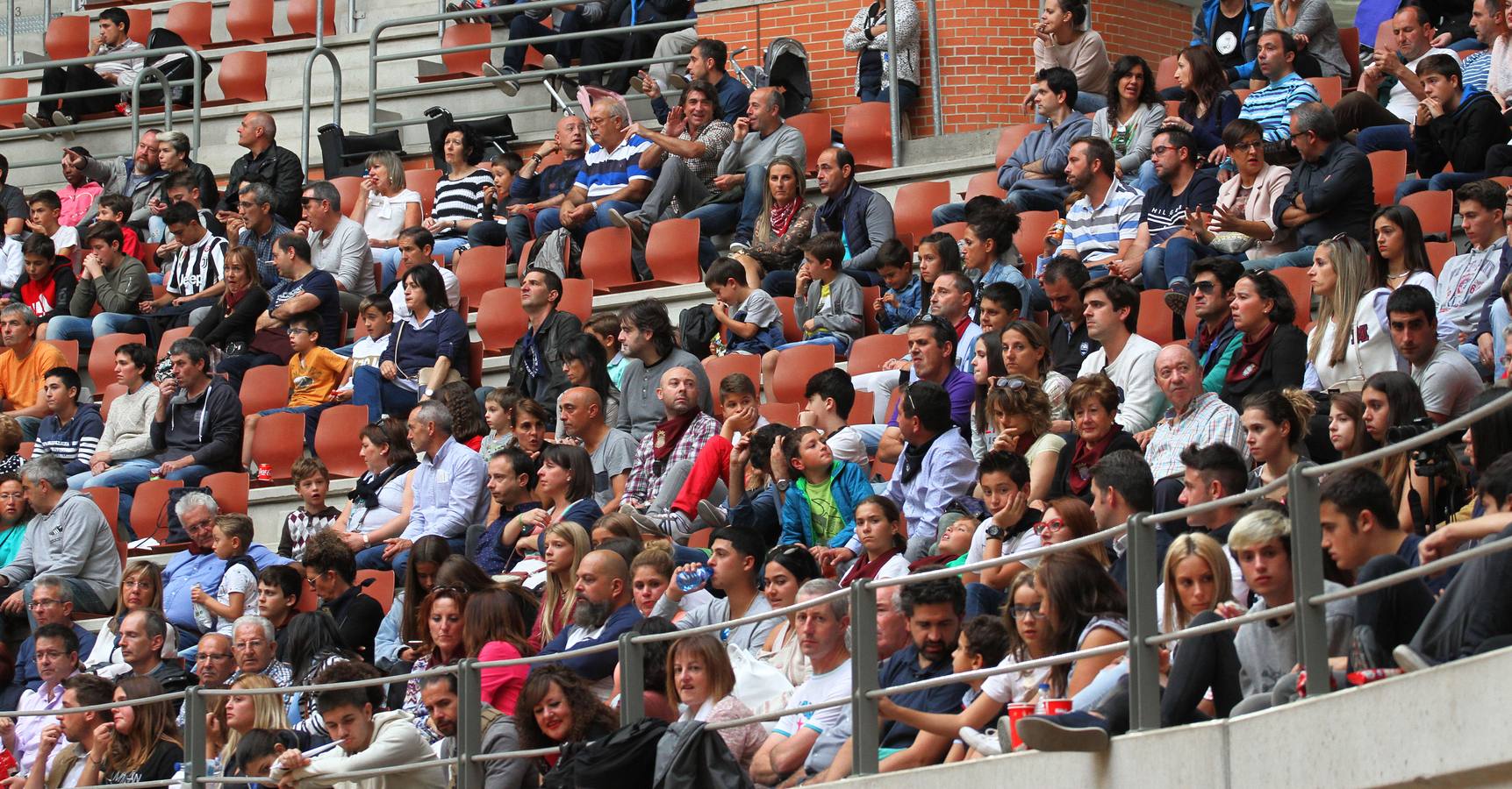 Pablo Martín gana la semifinal del concurso de recortadores