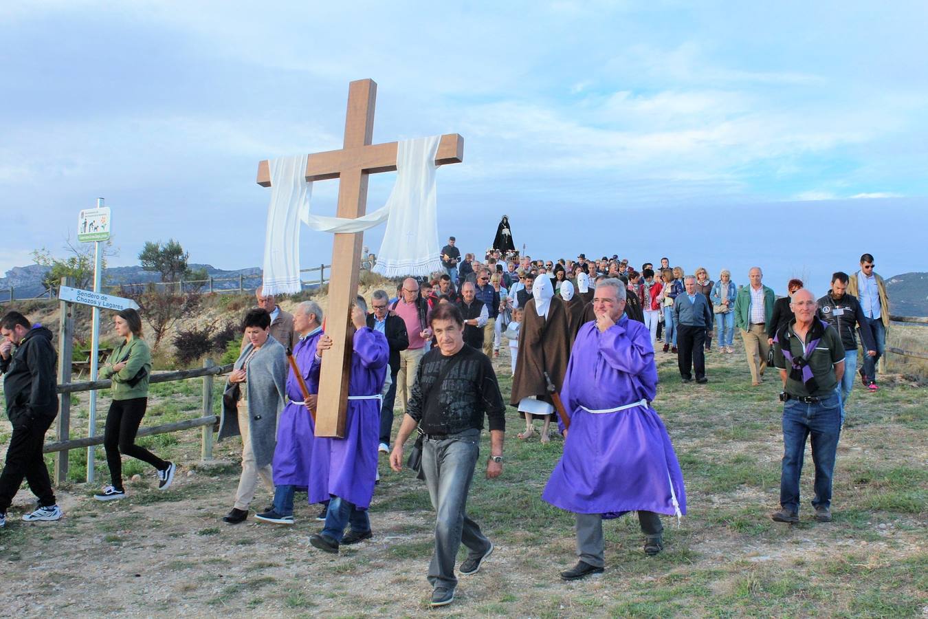 Procesión de la Cruz de Septiembre en San Vicente