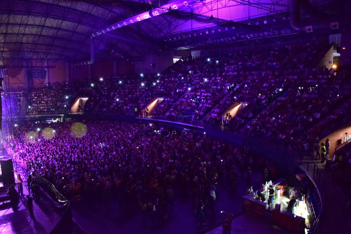 Fangoria pone a bailar a Logroño