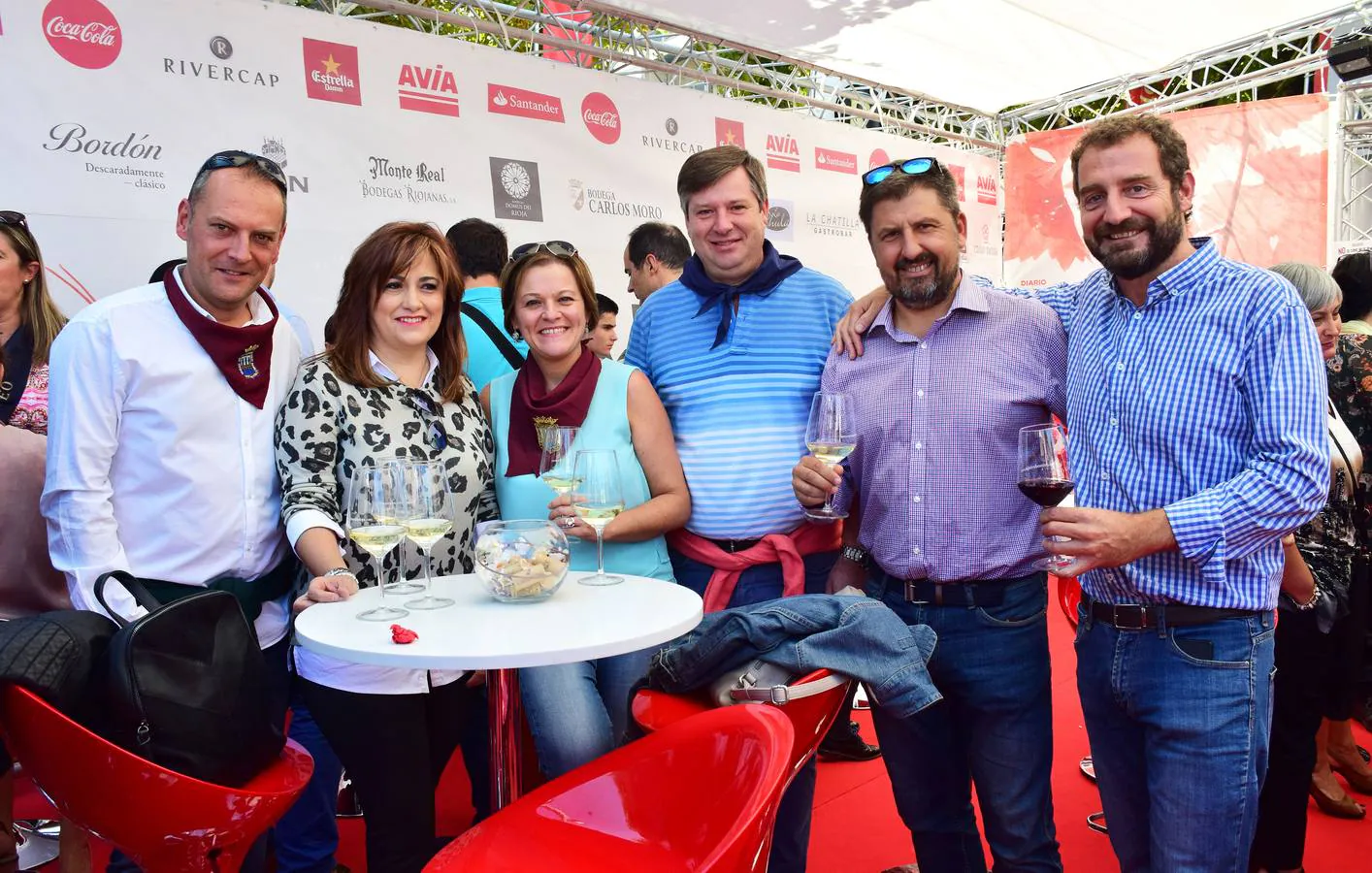 Gran ambiente el que se vivió el miércolese en la terraza del Diario LA RIOJA, con las propuestas del restaurante La chula y los vinos de Bodegs Riojanas.