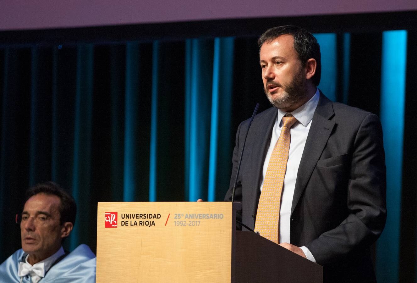 En sus bodas de plata, la UR lo ha celebrado en el Auditorio del Ayuntamiento de Logroño recordando el de hace 25 años