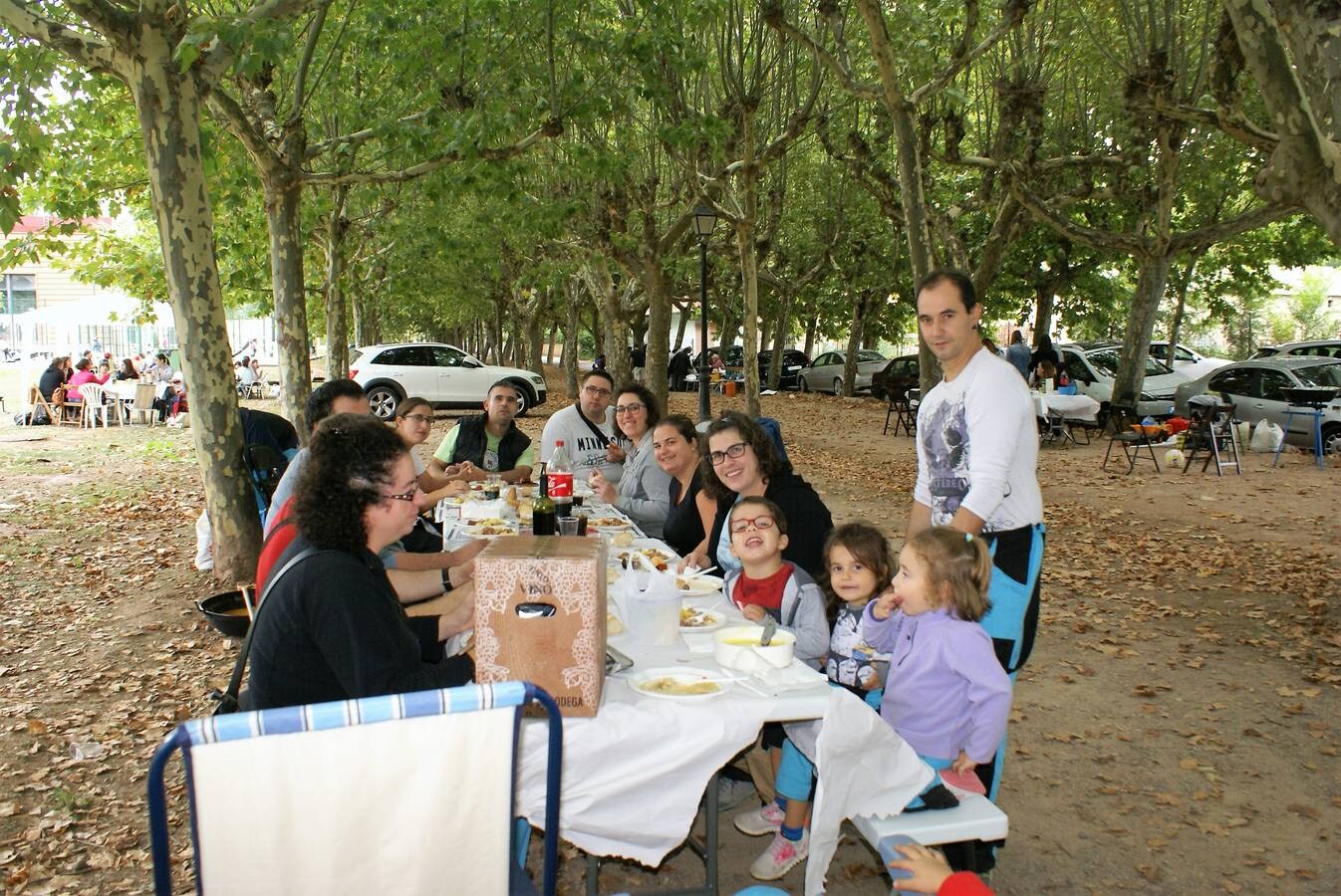 El municipio acoge las Ferias de San Miguel -maquinaria agrícola, industrial y automoción- y en su segunda jornada se oudo ver una muestra de animales y se disfrutaron las calderetas