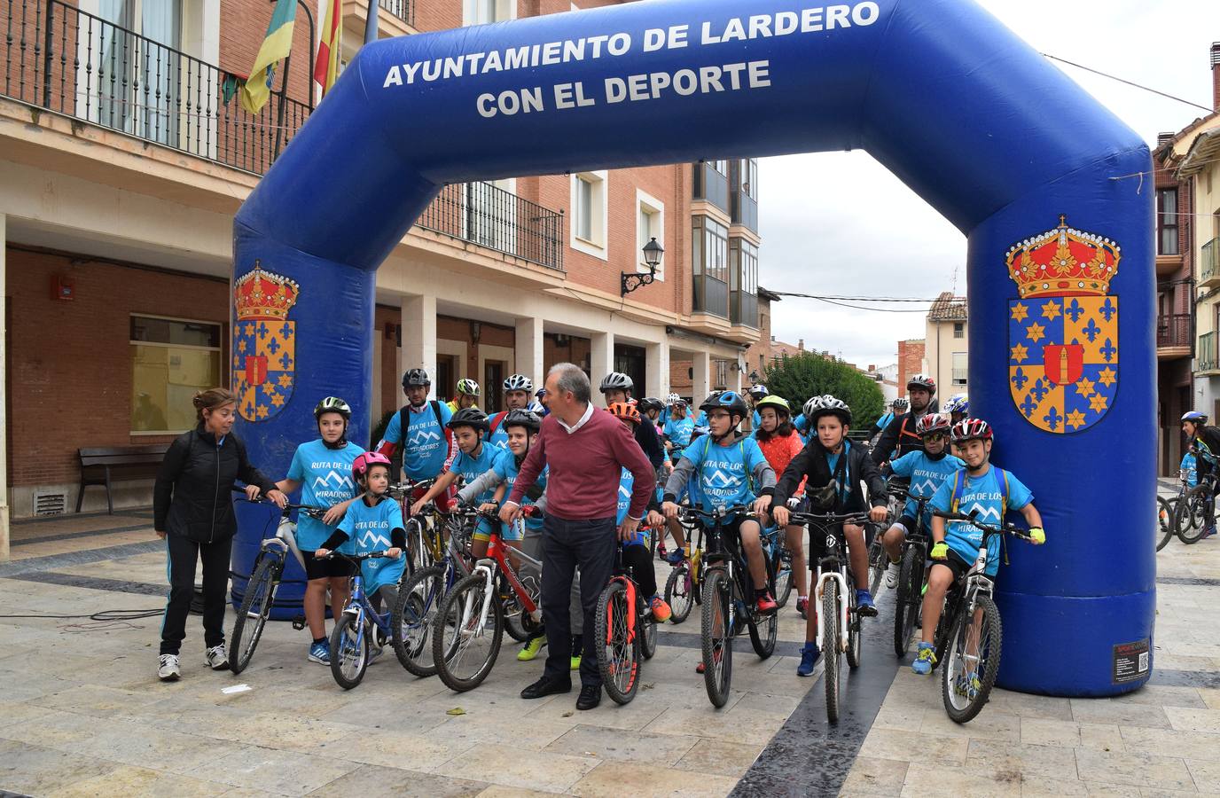 En la cita se disfrutó del deporte, de la vistas de los miradores de Lardero e incluso de almuerzo