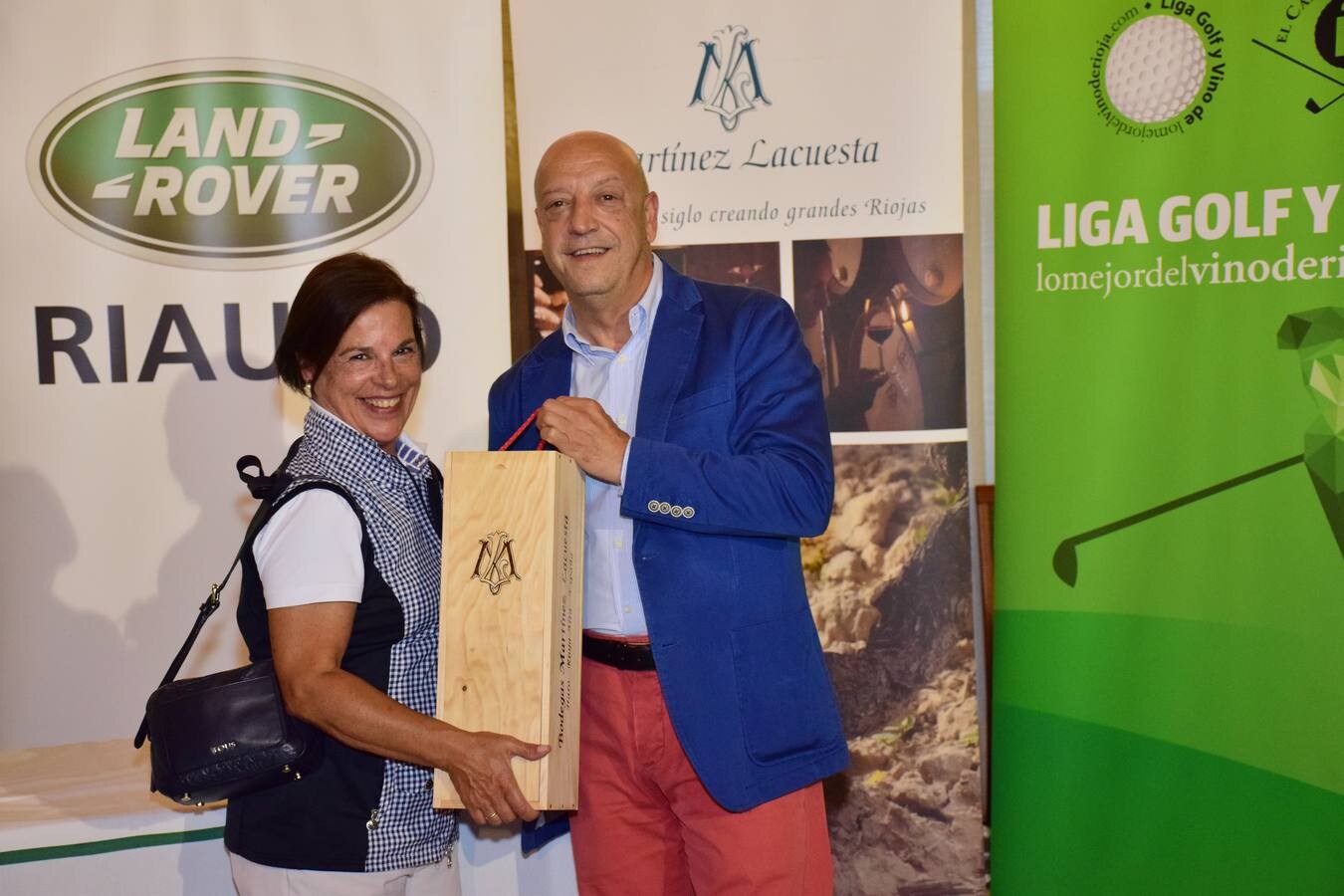 Imágenes de la entrega de premios del Torneo Martínez Lacuesta, de la Liga de Golf y Vino de lomejordelvinoderioja.com.