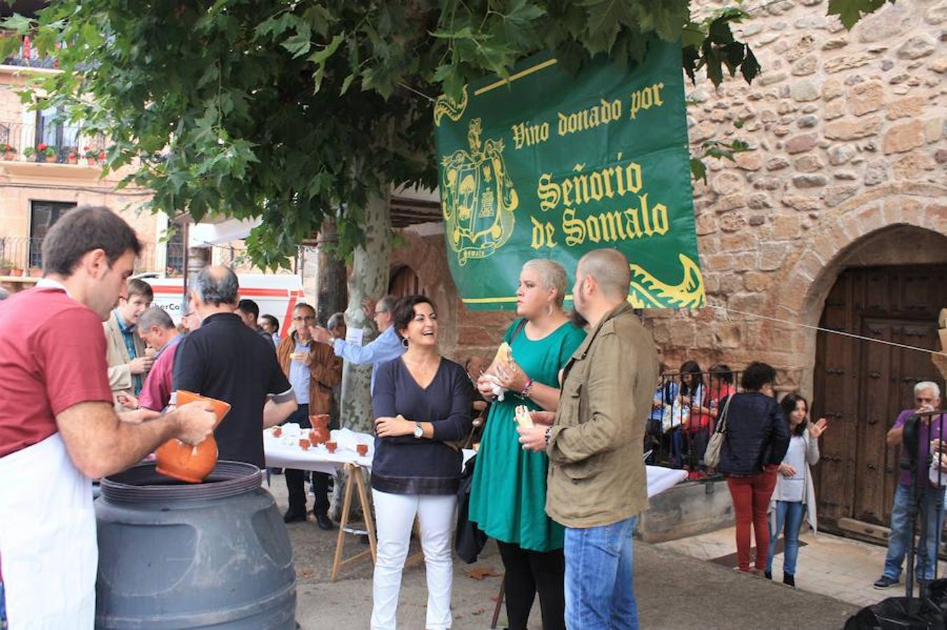 Alrededor de 4.000 bocadillos con el embutido asado en su punto fueron consumidos por turistas y también por los todos aquellos que participaron en una excursión por el entorno