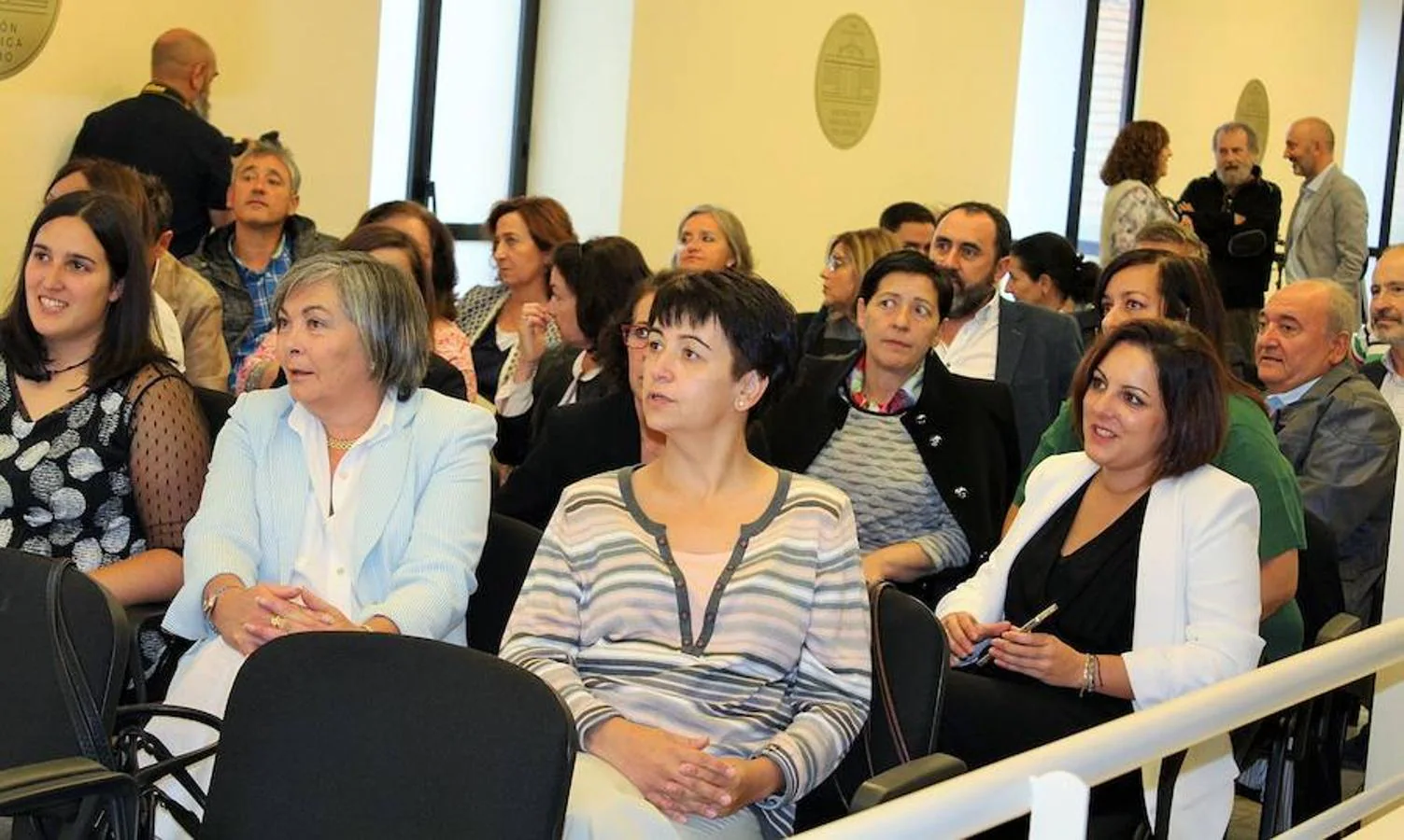 La Estación Enológica de Haro vivió la celebración del 125 aniversario en el que se anuncia el relevo en la dirección de Elena Meléndez Álvarez tras la jubilación de Montserrat Íñiguez.