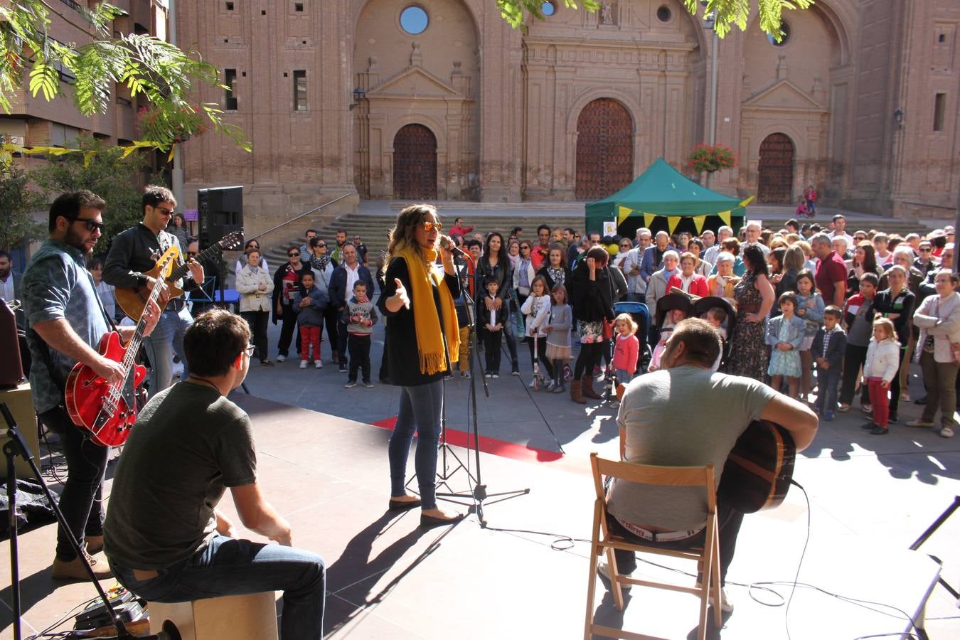 Gran ambiente en la localidad alfareña.