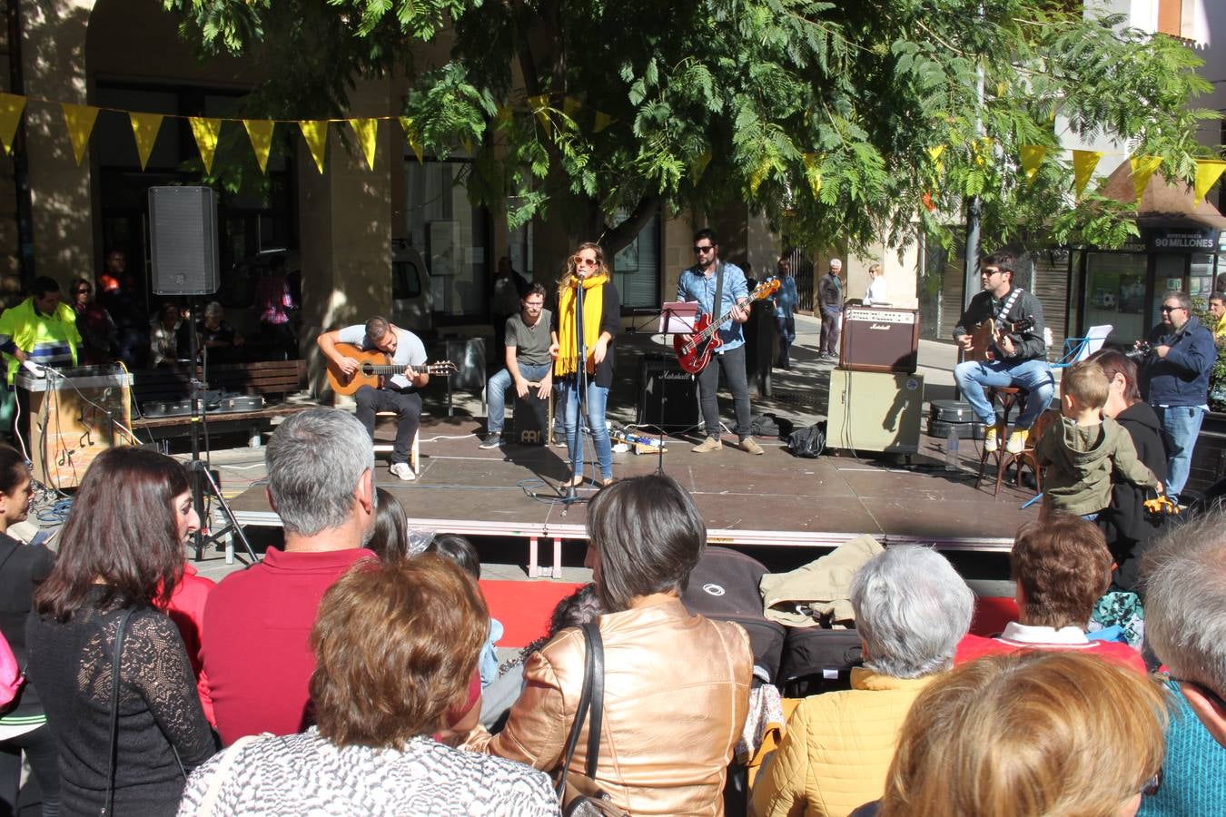 Gran ambiente en la localidad alfareña.