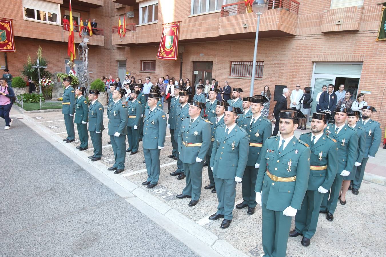 Las imágenes de la celebración en el cuartel de la Guardia Civil en Logroño