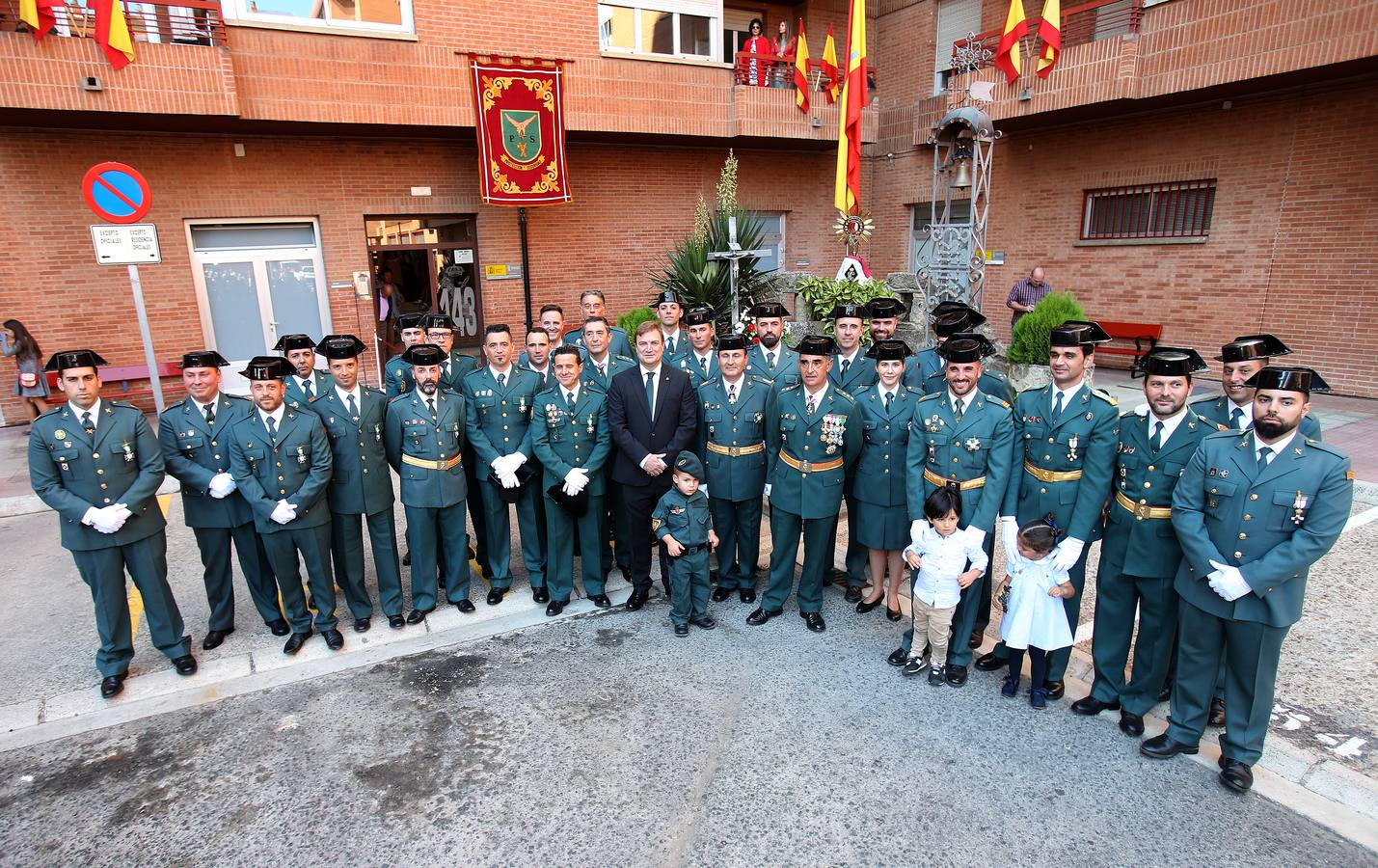 Las imágenes de la celebración en el cuartel de la Guardia Civil en Logroño