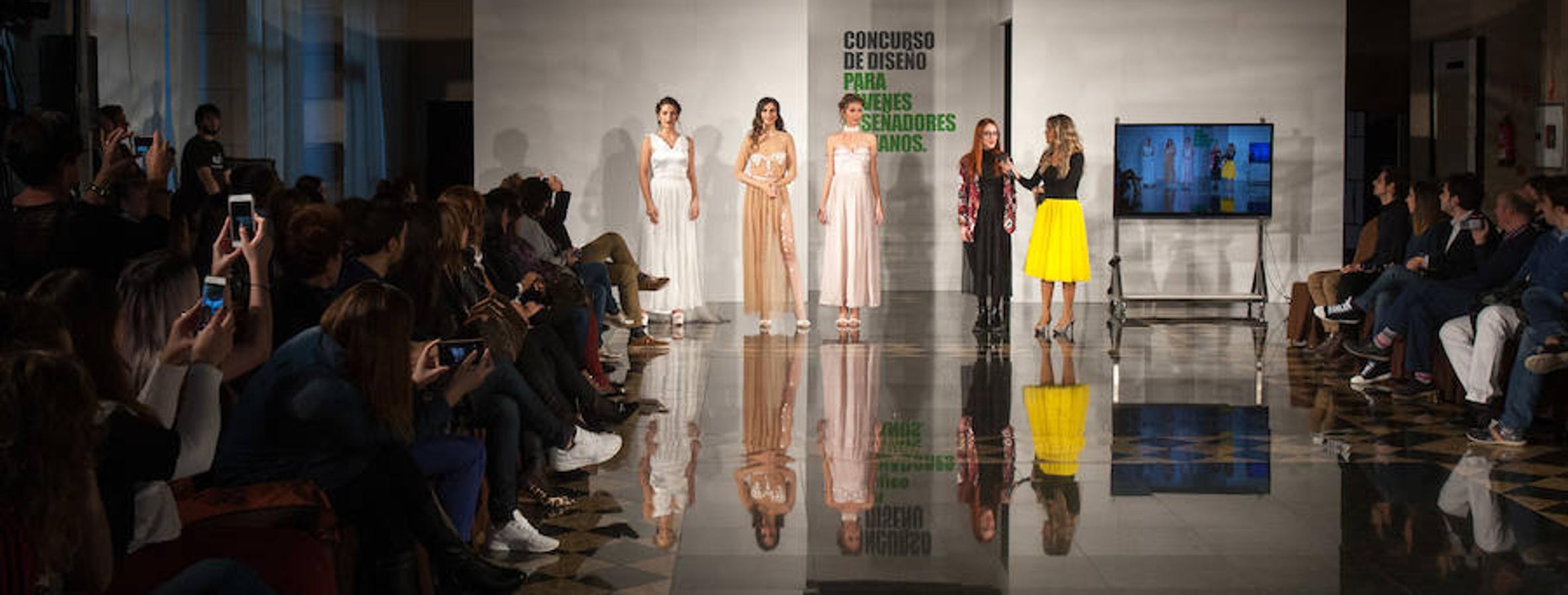 La feria de novios 'Sí quiero' celebrada en las instalaciones del restaurante Delicatto sirvió para ofrecer a las parejas que han decidido dar el paso un completo recorrido por los servicios que hay alrededor de este día tan especial