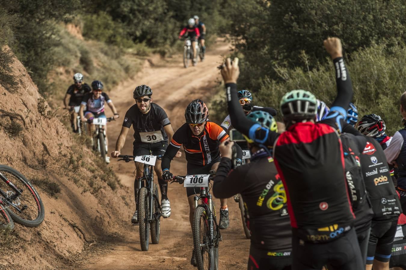 Un día magnífico ha acompañado a la celebración este domingo de la Duatlón de Moncalvillo, que ha dejado escenas preciosas